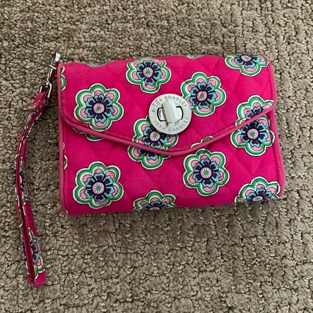 Vera Bradley turn lock wristlet/wallet